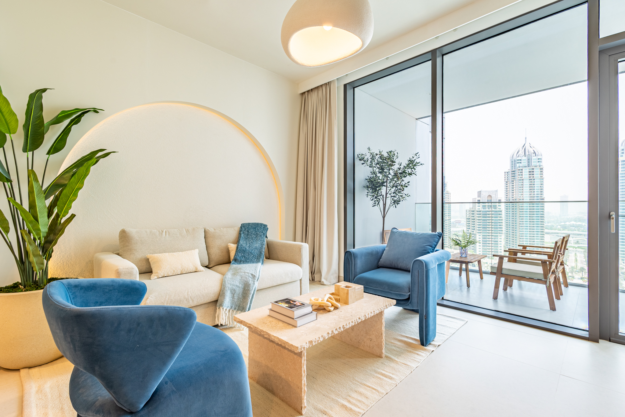 Stylish 1BR with Marina Views