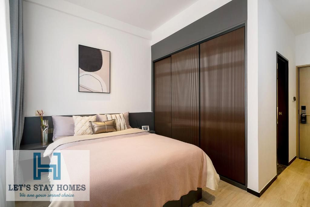 Yearly Stay Deal |Sleek & Secure | Pay Monthly | Free WiFi | Pool Access | Walk to Metro | Affordable Luxury