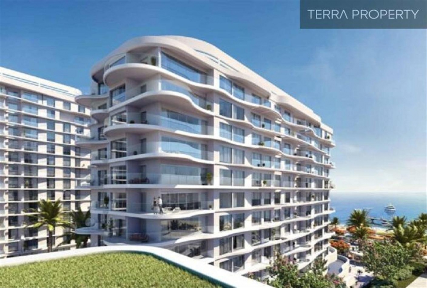Beautiful Apartment / Pool view And Sea / Resale