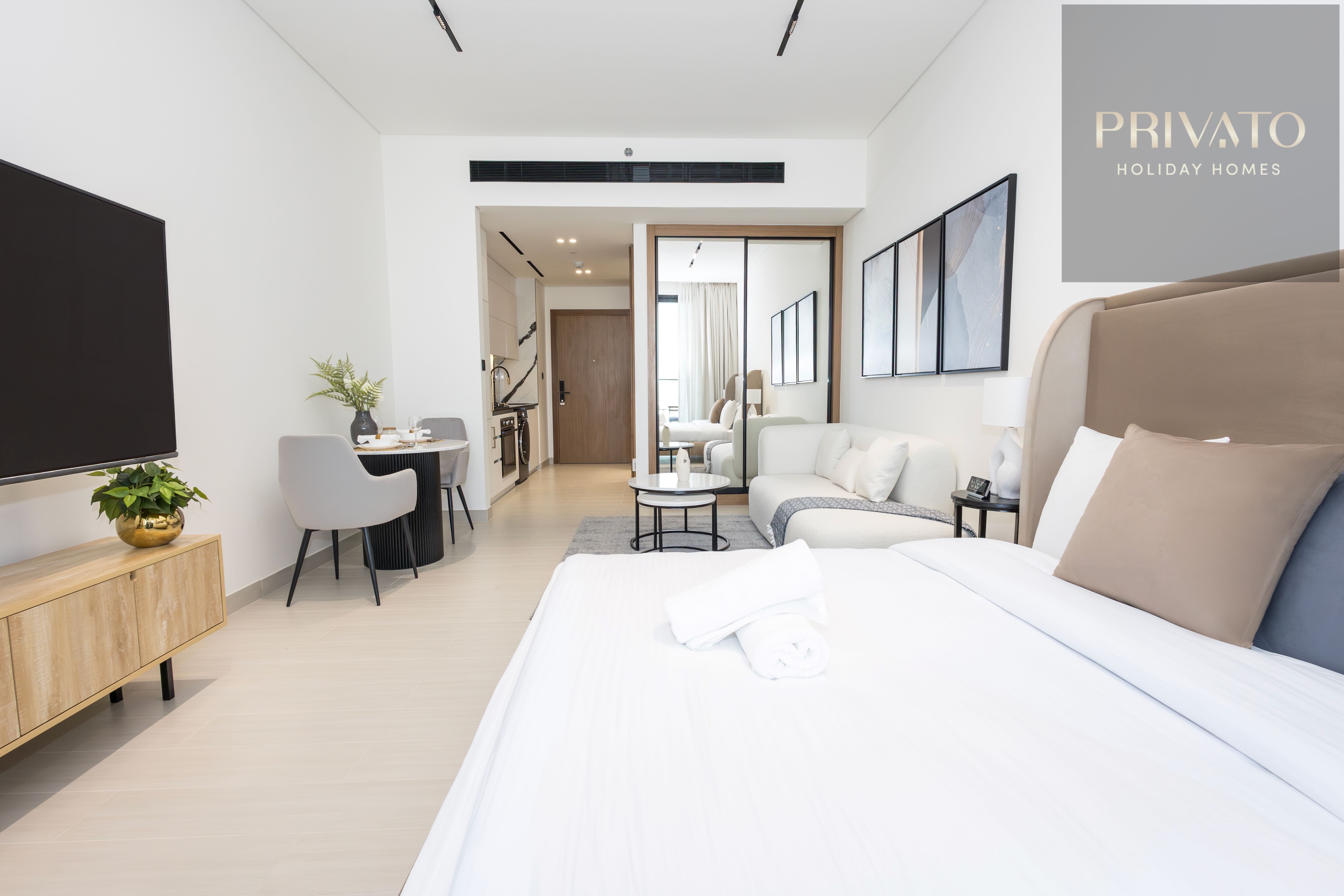 Luxe Studio with Private Jacuzzi | Binghatti Trillionaire | Business Bay Dubai