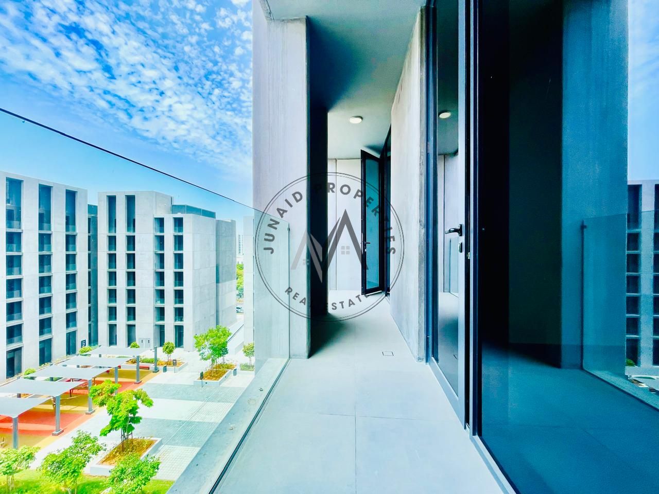 DIRECT POOL FACING-////VERY HUGE APPARTMENT-// BIG TERRECE -// WITH ALL AMENITIES-// NO DEPOSIT-/// 20 DAYS FREEE -/ CLOSE TO SCHOOL