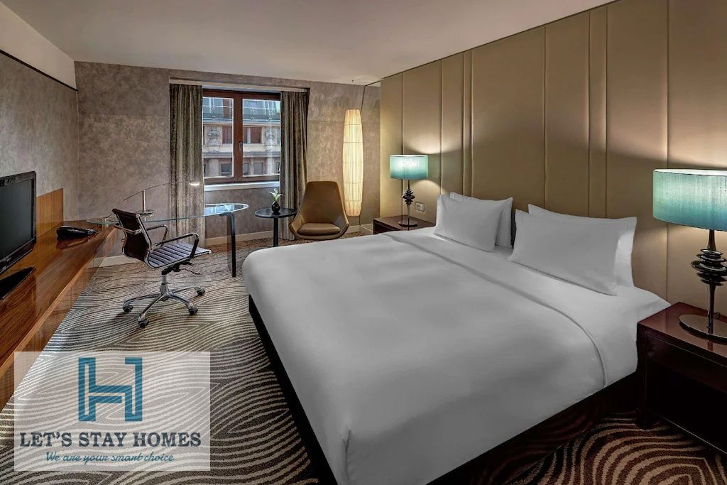 Modern Elegance | Studio | Near Metro | Free Parking | Free Cleaning | Gym | Pool