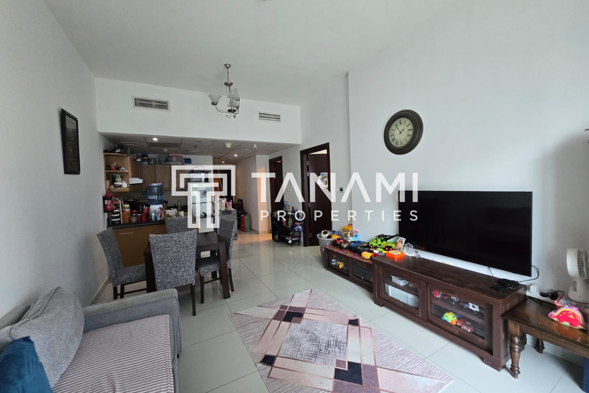 apartment card