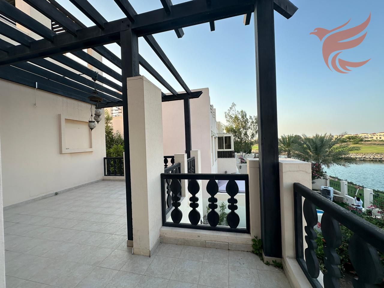 Lagoon Front Luxury – Spacious 5BR Independent Villa with Golf View
