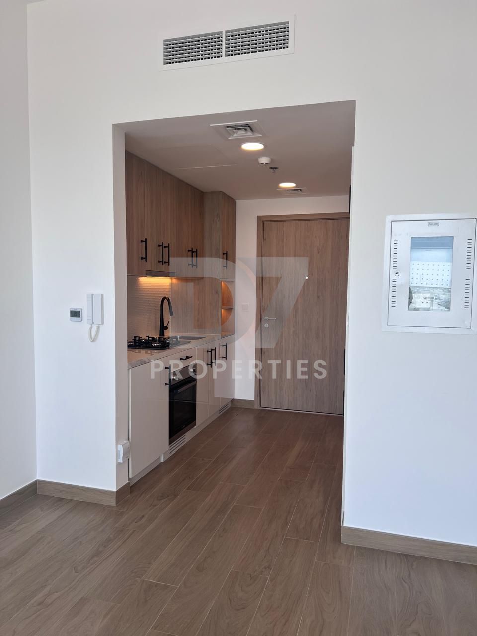 apartment card
