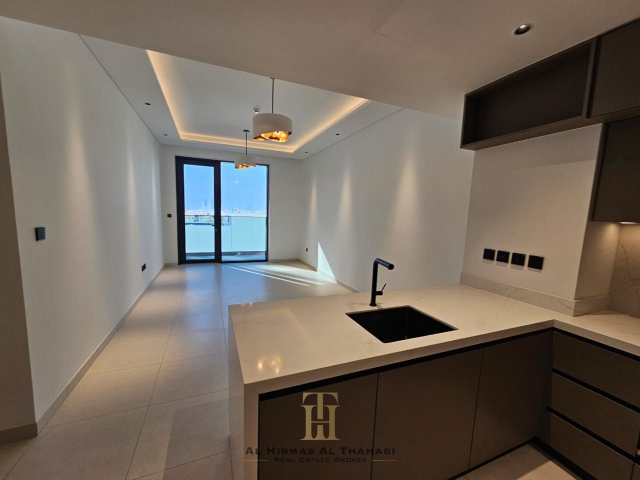 BRAND NEW 1BHK +STUDY NEXT TO CIRCLE MALL & POOL VIEW
