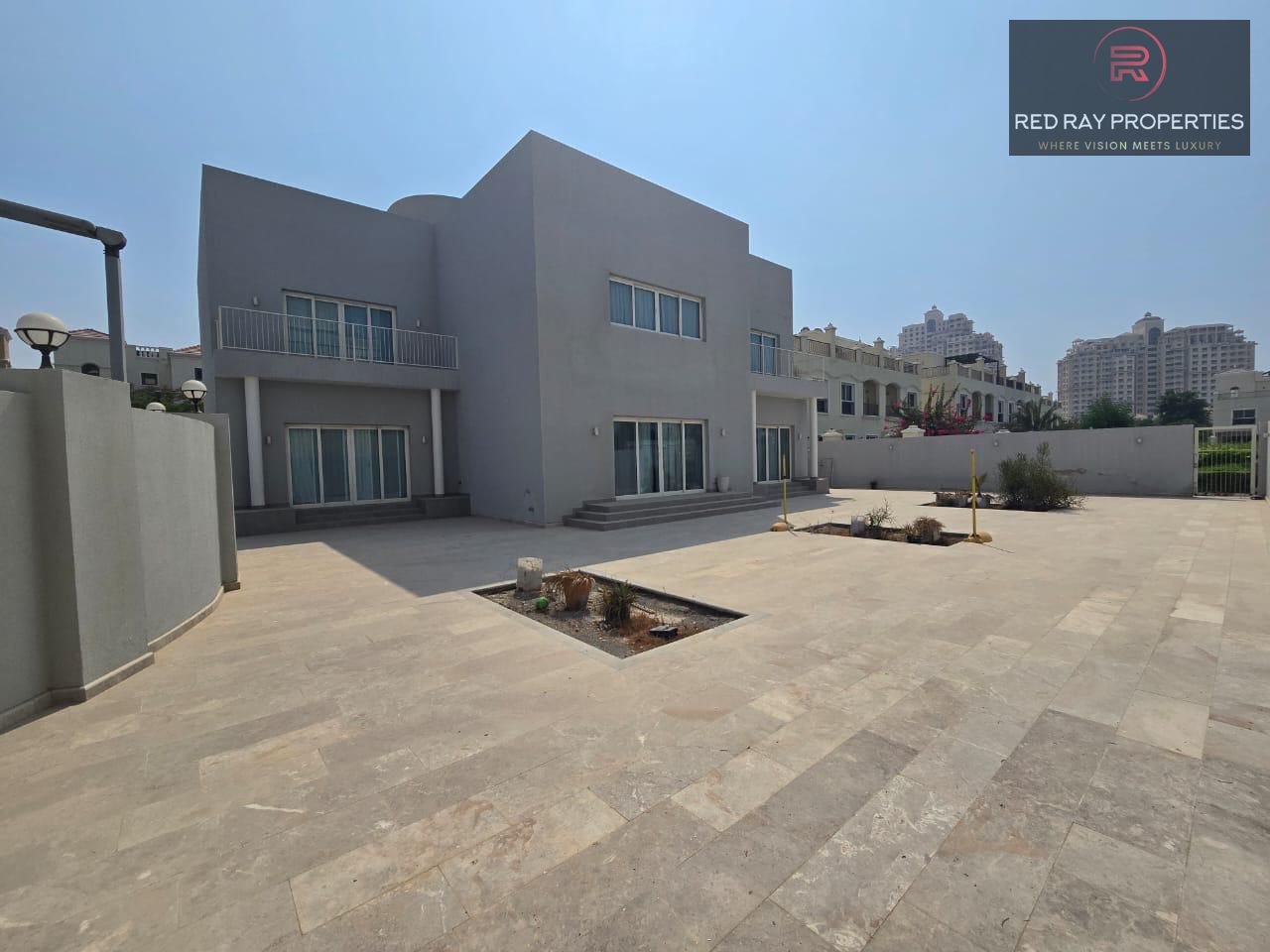 amazing 7bhk fully furinshed villa for sale al hamra village