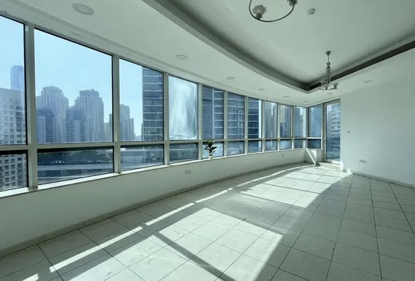 Available 4br+Maids Room! Perfect Layout, Huge Size
