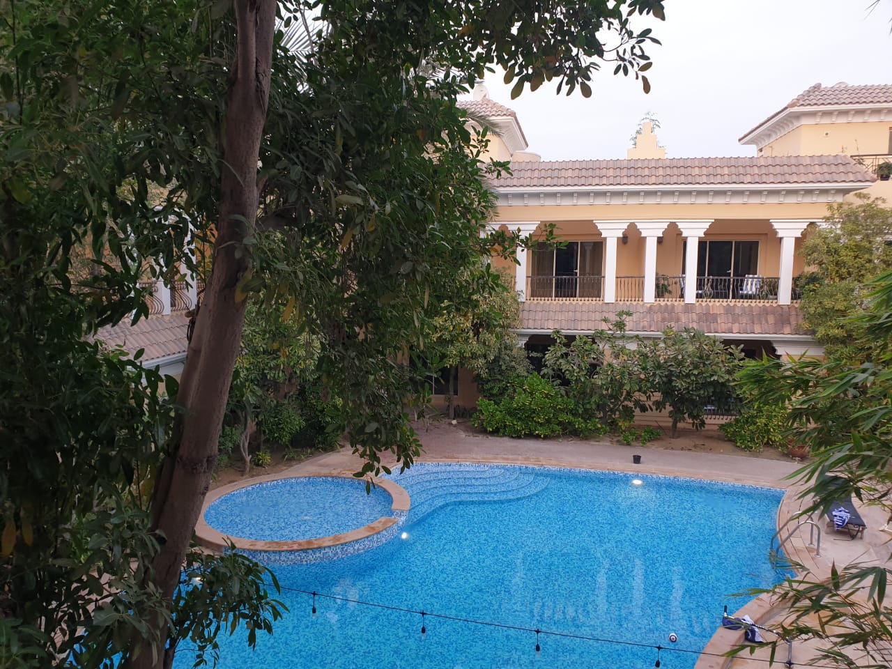 PRIME LOCATION | SHARED POOL & GYM | JUMEIRAH 3