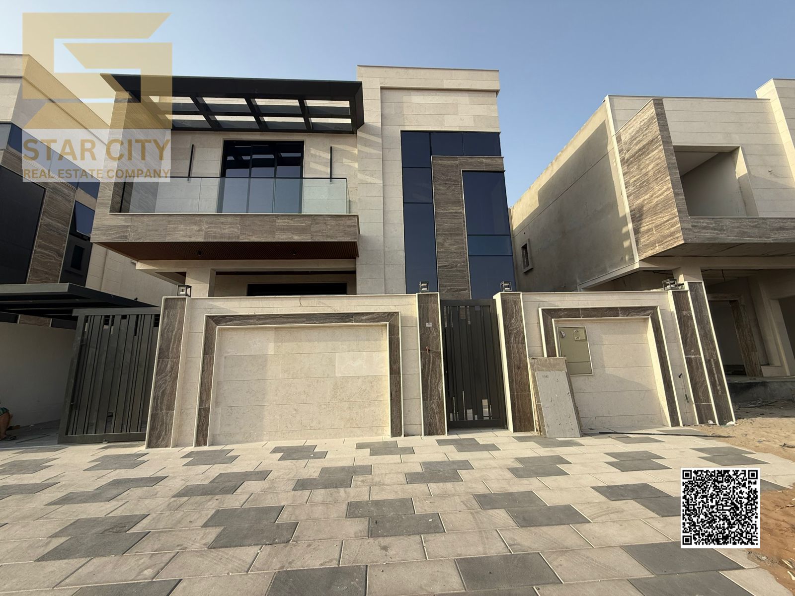 Luxury villa for sale in Al Bahia – 5 master rooms + maid’s room | Land area: 3014 feet²