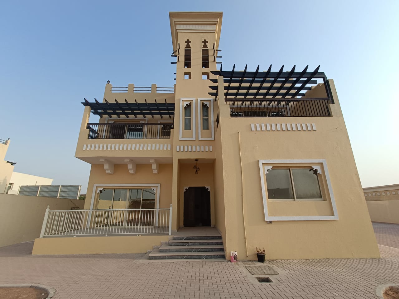 For Rent Luxury Villa II AL Dhait South