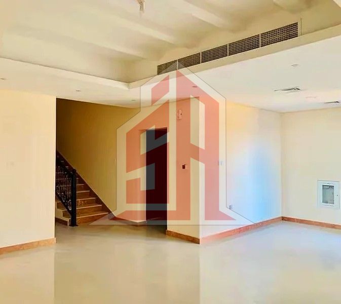 4 BHK Villa G+1 with 5 washroom Laundry room Available for rent in Salamah