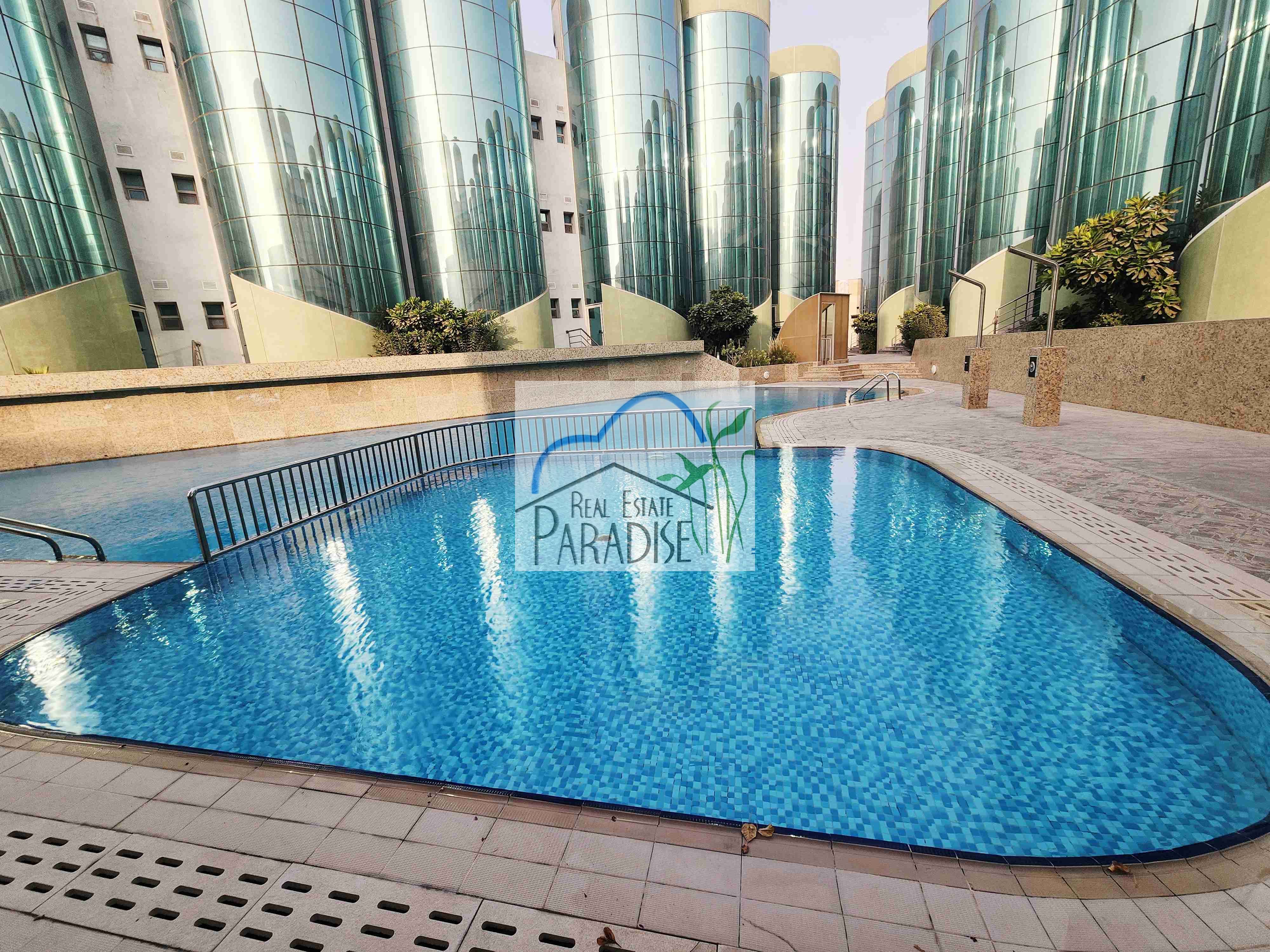 away from fly zone private entrance 3 bedroom with elevator villa all master/laundry&store room/shared swimming pool/barbeque/2 parking/rent in mirdif