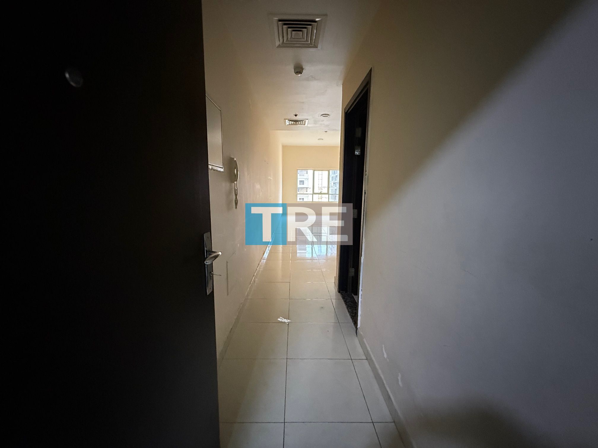 HOT DEAL !! SPACIOUS 1BHK WITH 2 BATHROOMS FOR RENT IN LAKE TOWER C4 WITHOUT PARKING