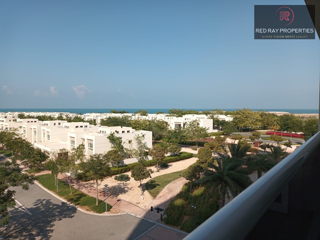 Luxury 1BR Sea View – Gateway 1- Fully furnished
