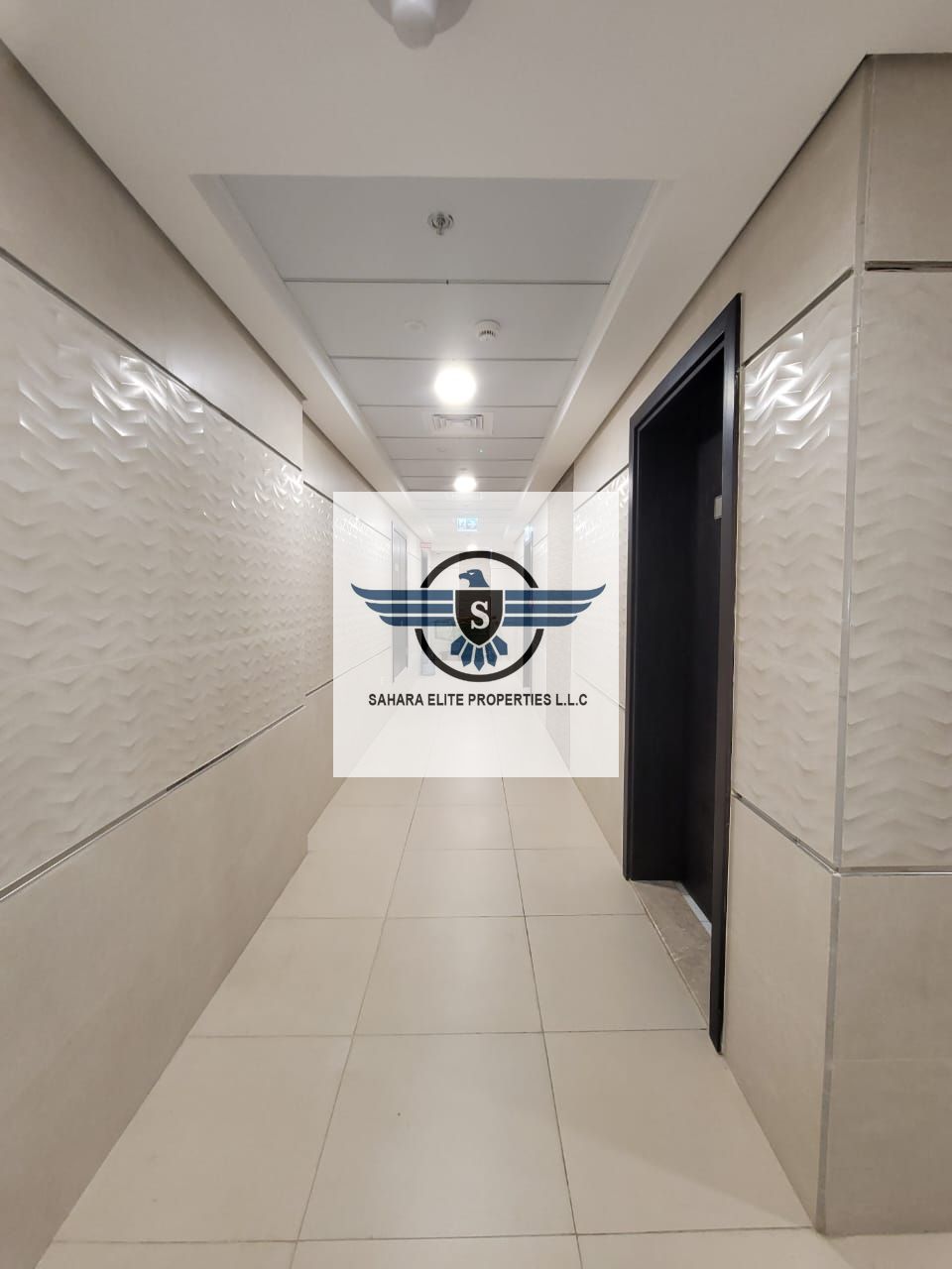 Brand New Building!! 2 bhk in 52k with wardrobes close to nada park call javed