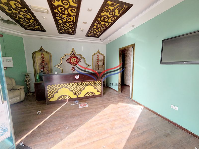 Prime Location I Spacious Shop I Amazing Offer
