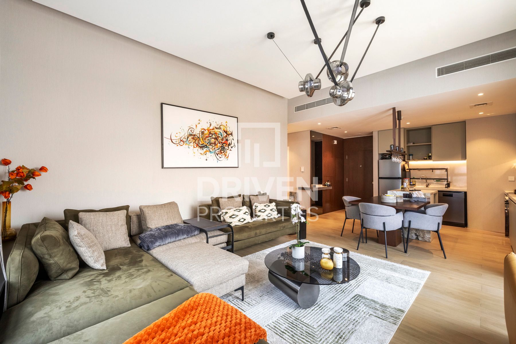 Tranquil Seaside Living | Prestigious Location
