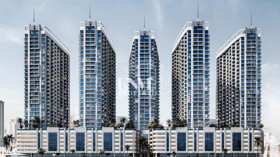 Downtown Class | Quiet Core | Tower Views