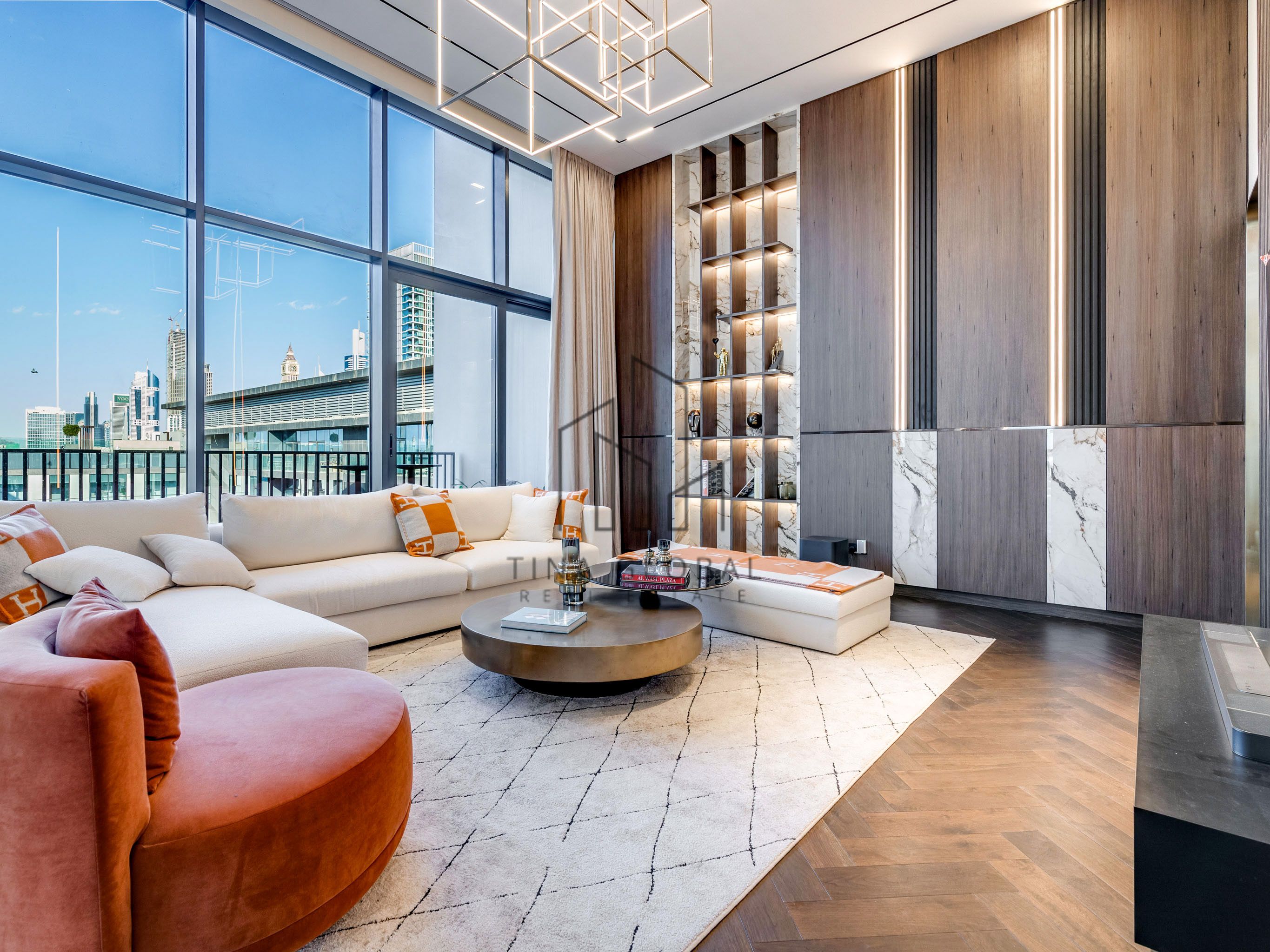 FULLY FURNISHED AND EQUIPPED | BESPOKE PENTHOUSE