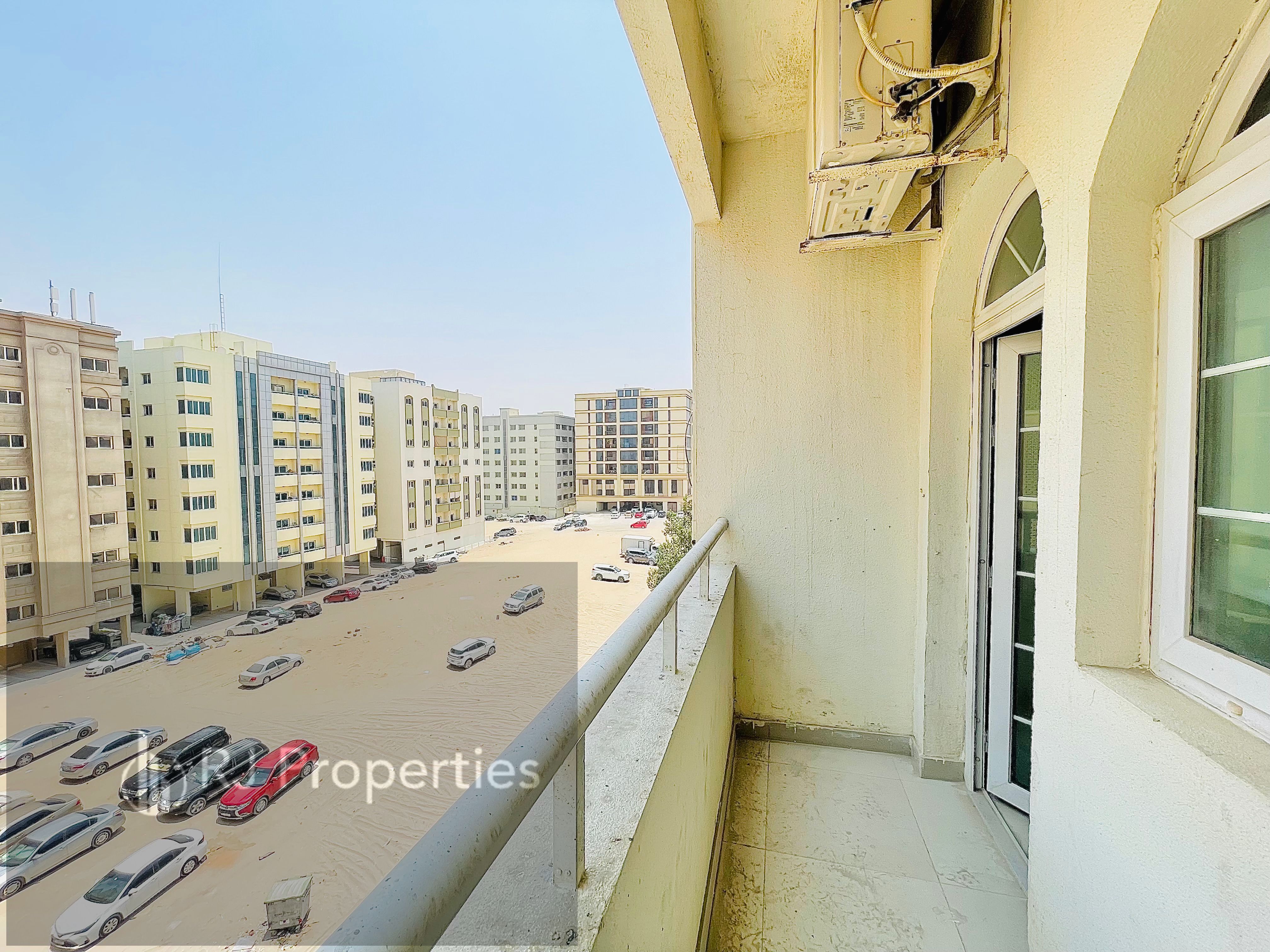 Brand new 2 bhk apartment - family building - balcony - school area - Easy Access to Dubai
