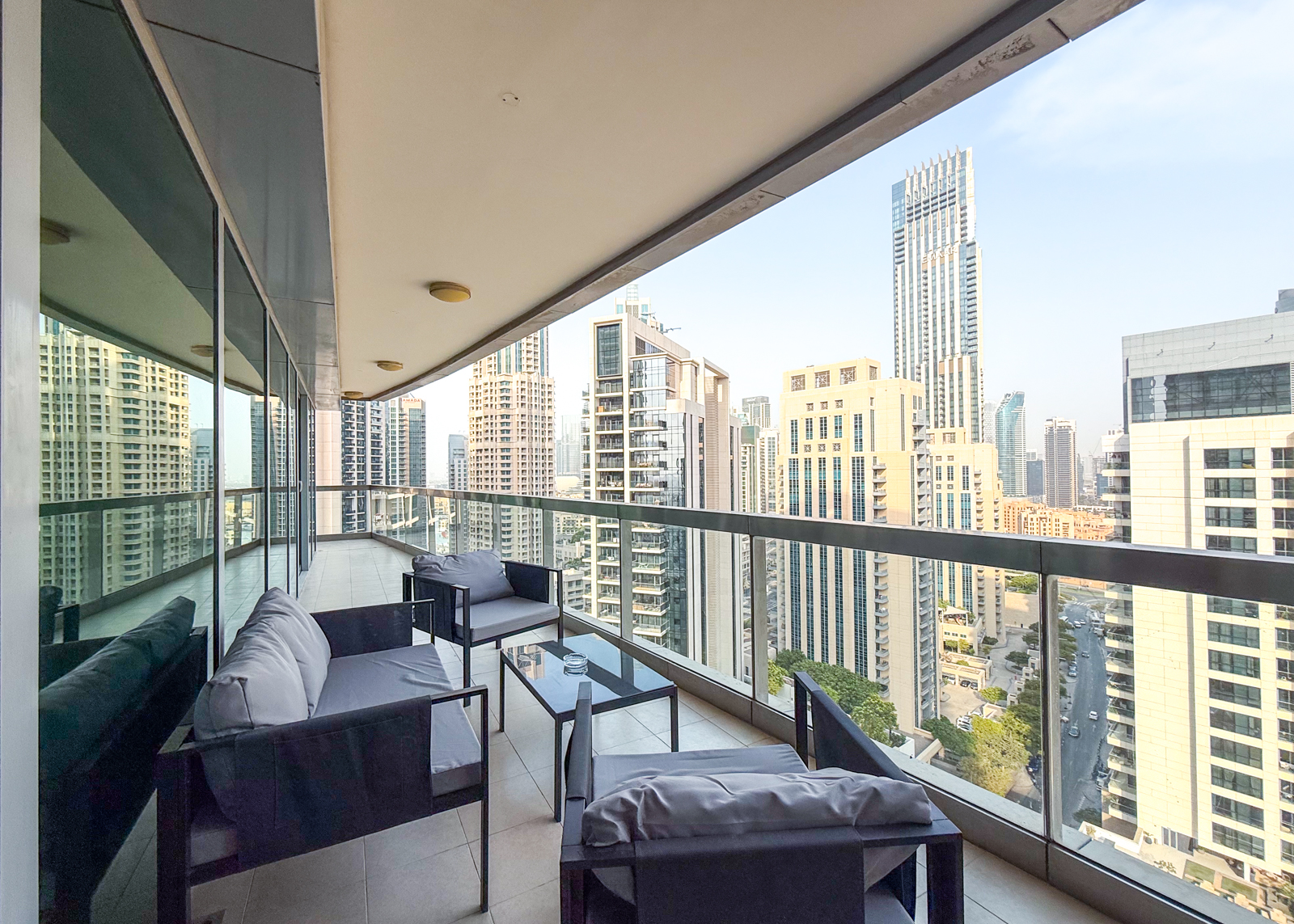 Modern 2-BR in 8-BLVD WALK | Downtown Dubai