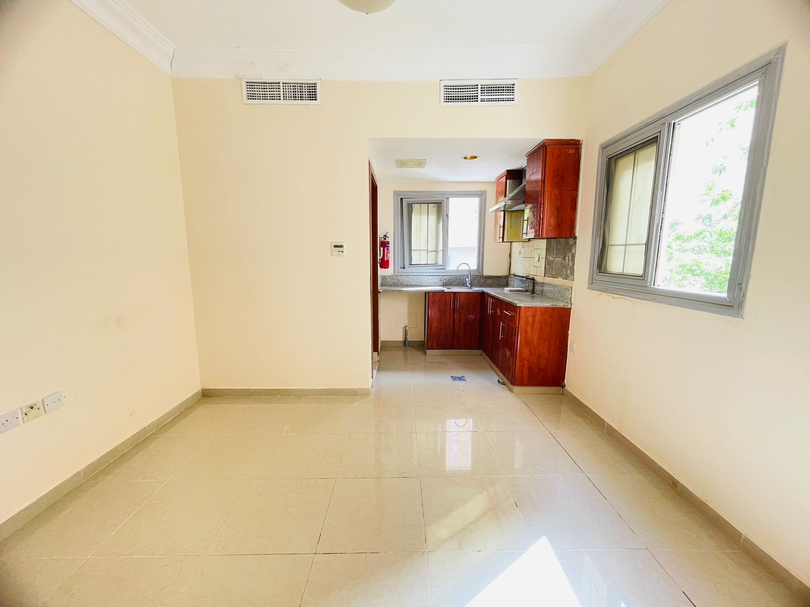 Like Brand New Spacious Studio Separate Kitchen Just 17k In Muwaileh Sharjah