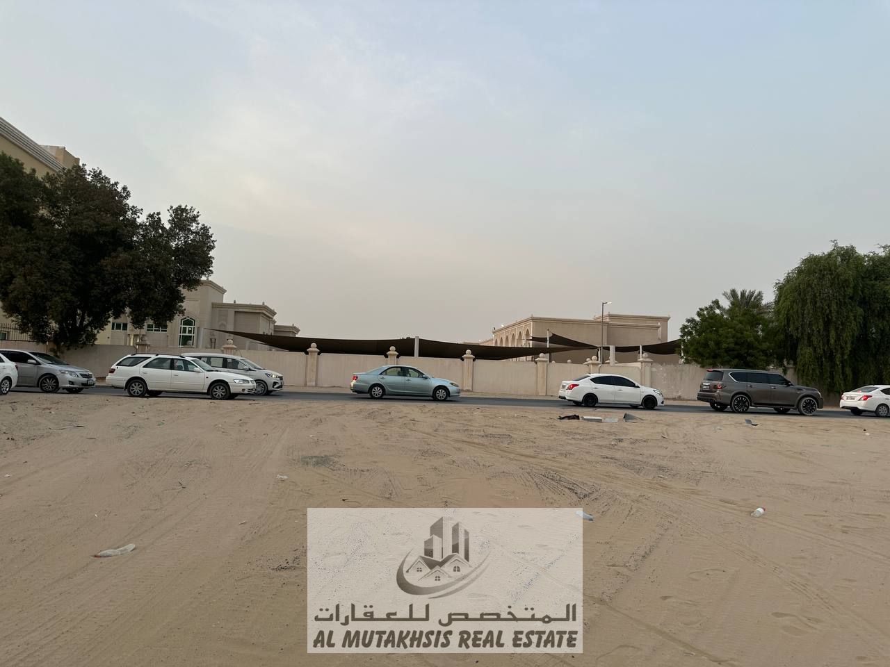 land for sale Commercial and residential in Muwailah area in sharjah 2500 sqft prime location and excellent price.