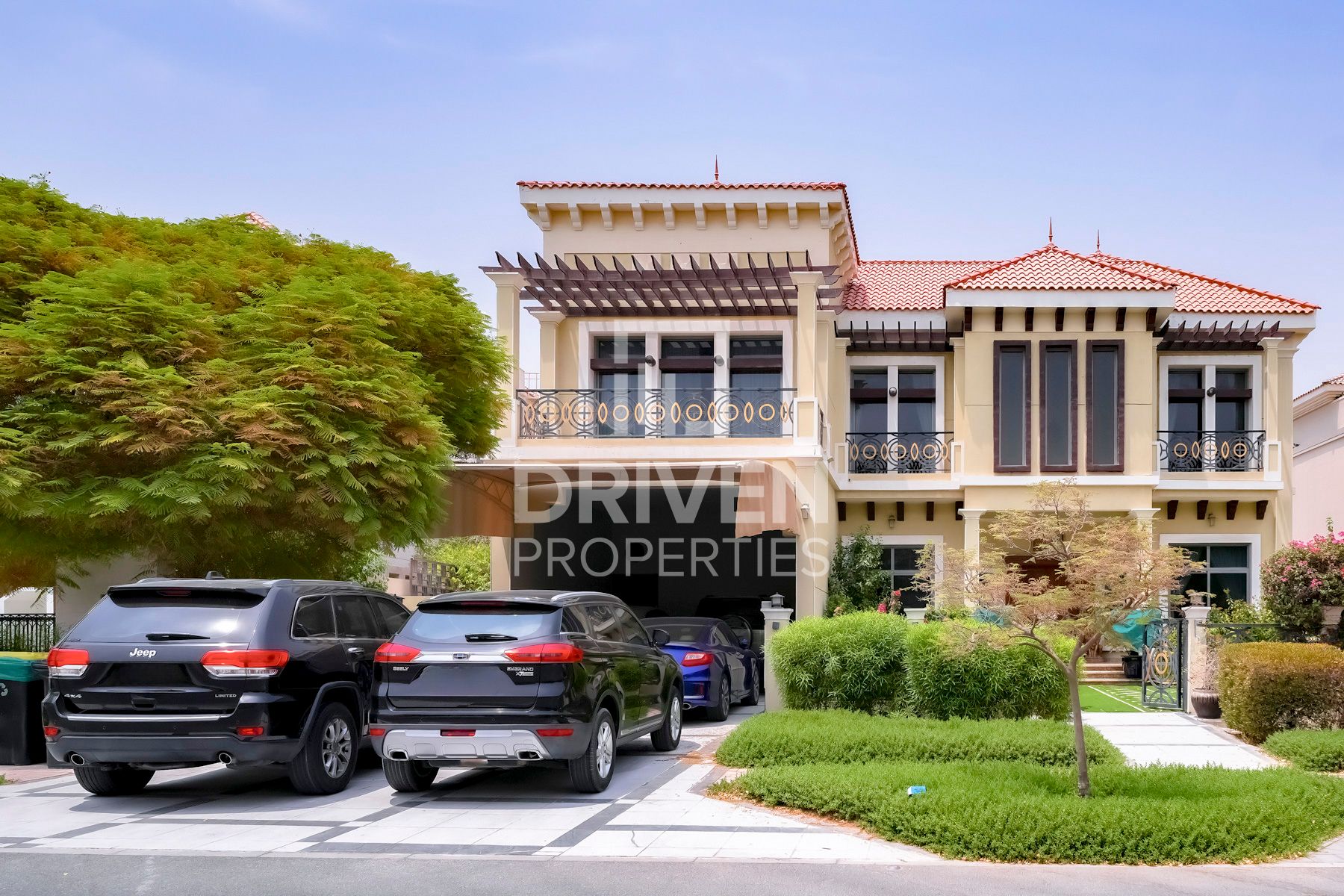 Vacant | Luxurious Living | Standalone Single Row