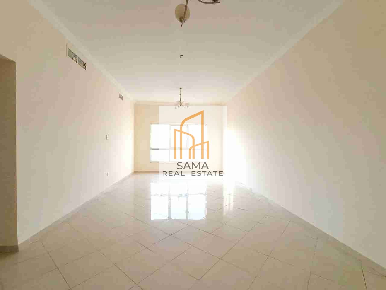 Spacious 1 bhk with 2 washroom// with open view window// Close to dubai exit// rent 34k