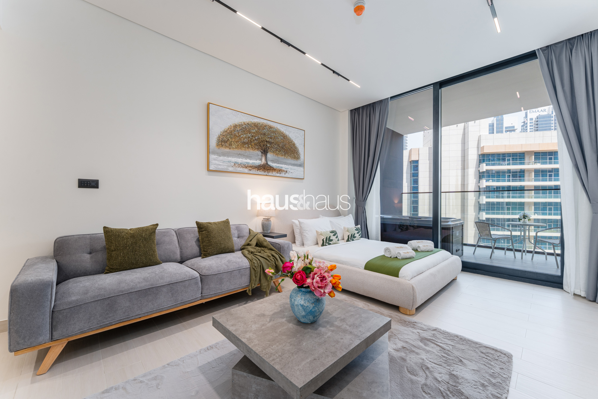 Brand New Studio | Private Jacuzzi | Central