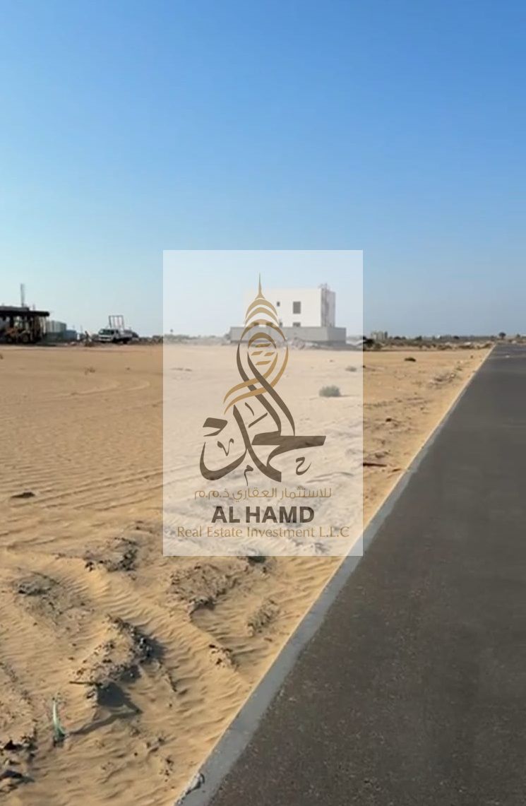 For sale directly from the owner in Umm Al-Thoob GCC OR Local new sanya in ummalqween 43594 sqft