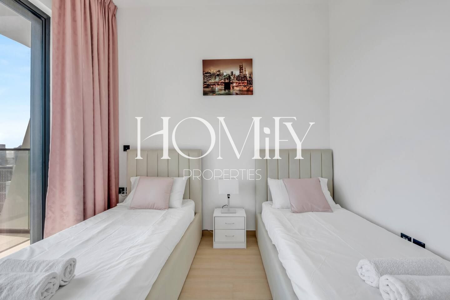 Fully Furnished ~ Brand New ~ High Floor