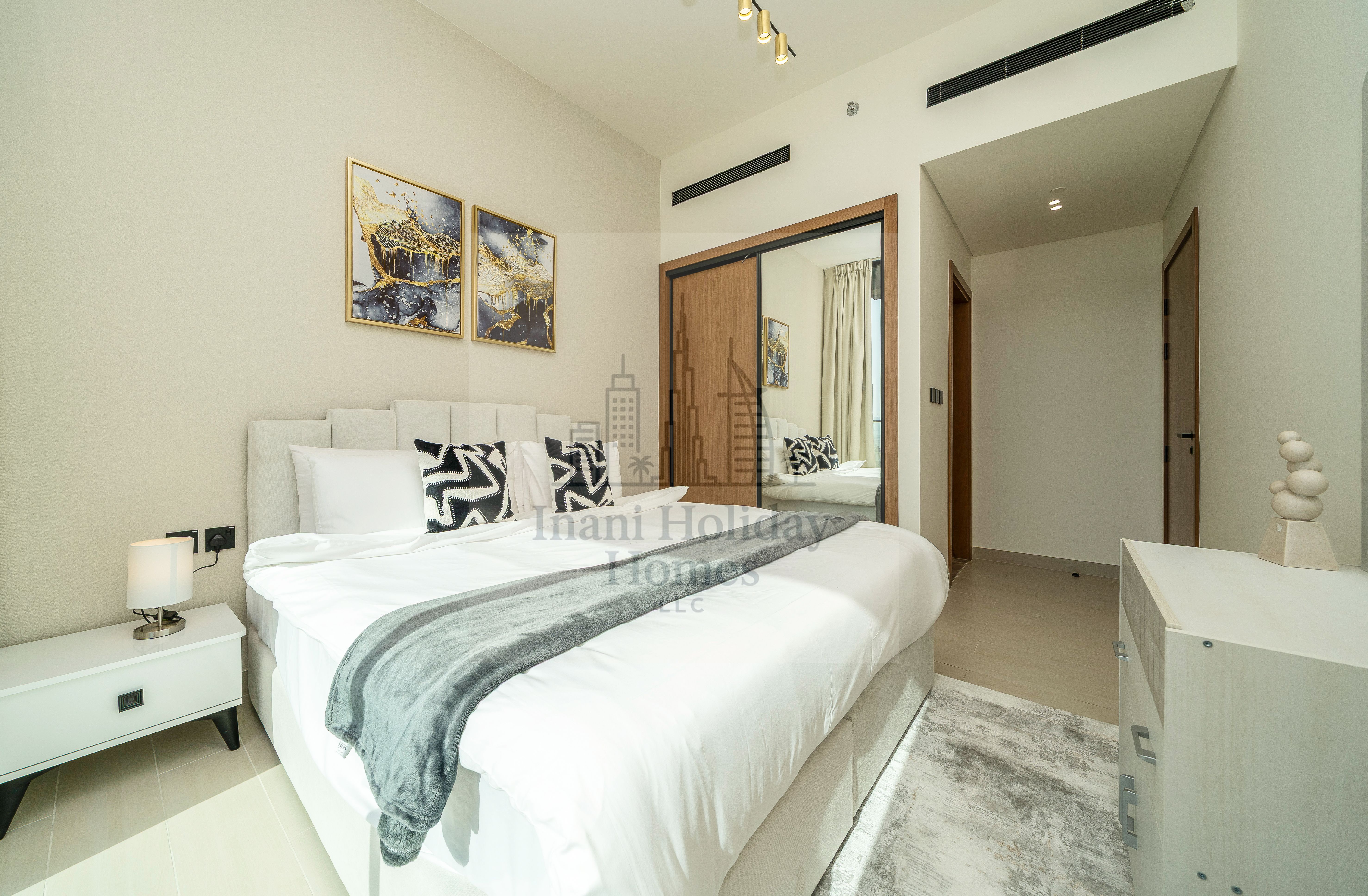 Stylish 1BR in Binghatti Amber | Supper Vibes |