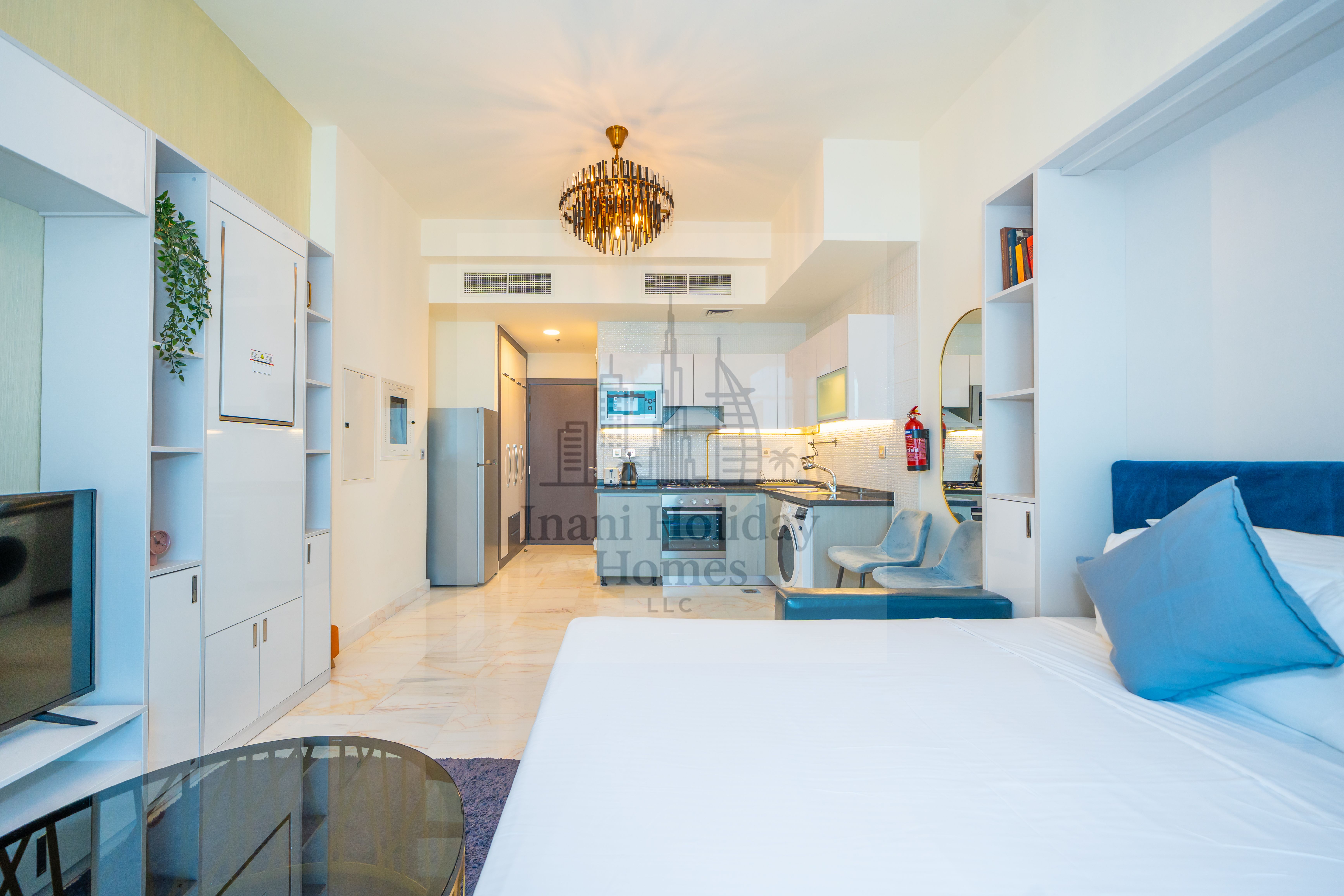 Stay in Style| Rooftop Pool with Iconic Burj Views