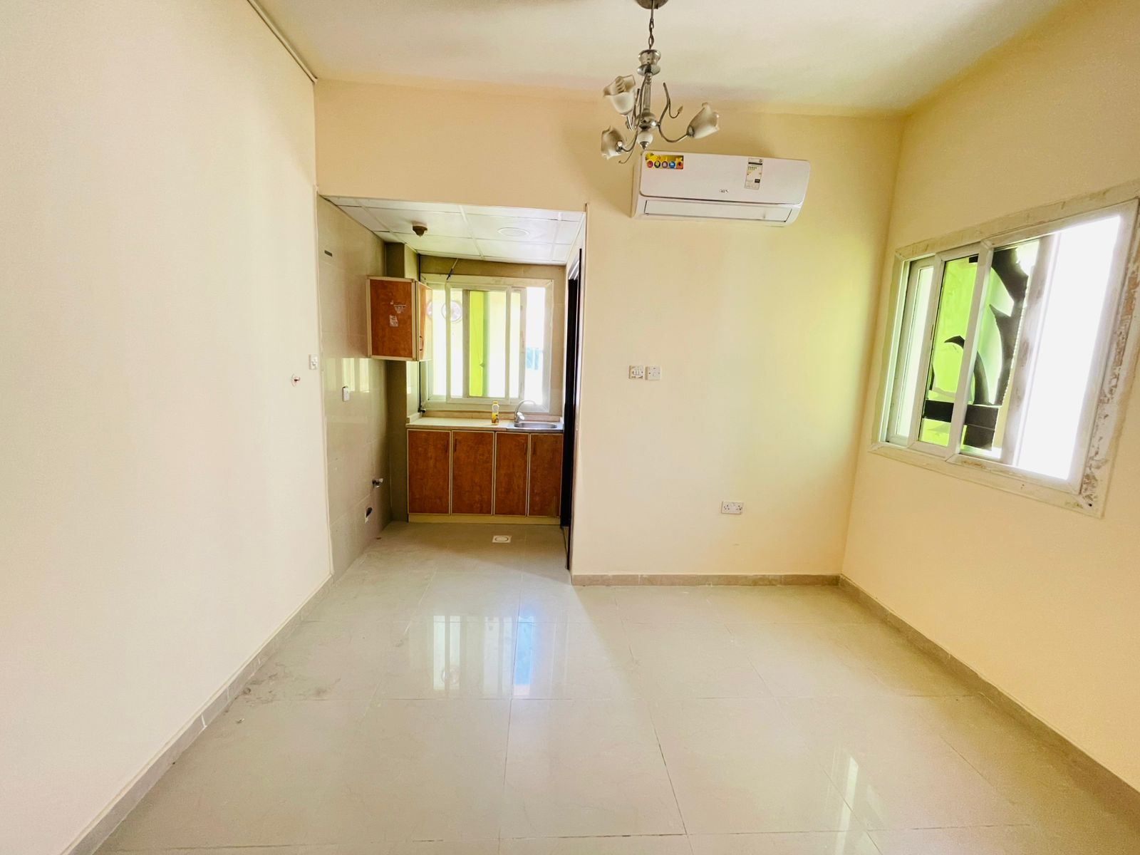 Amazing Offer Luxury Studio [ Separate Kitchen ] Just 17k In Muwailah Sharjah