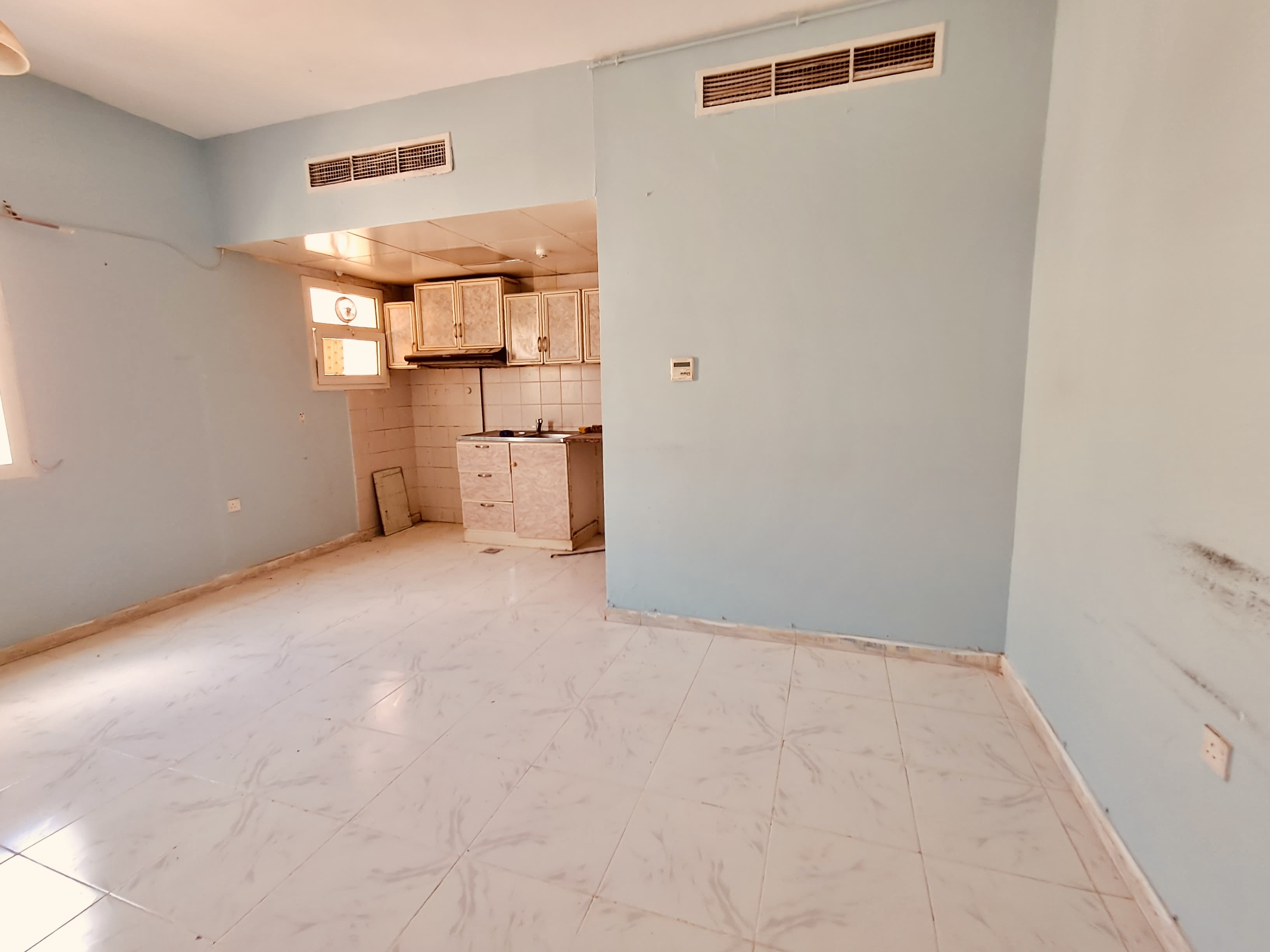 Limited Offer Luxury Studio [ Separate Kitchen ] Just 20k In Muwailah Sharjah