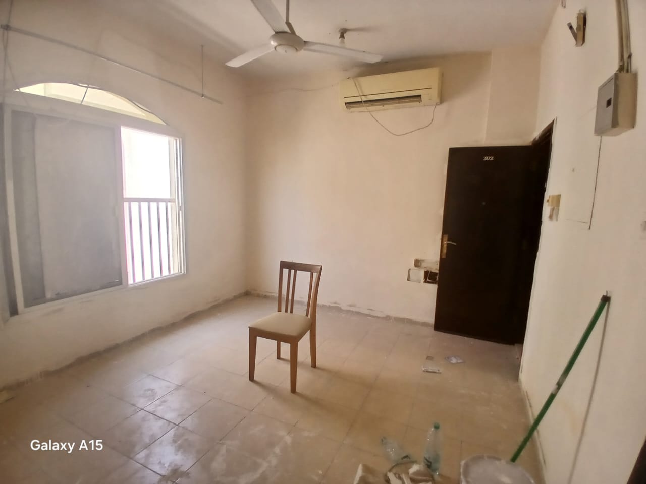 Lavish 1bhk good building muwailah rent in just 26k