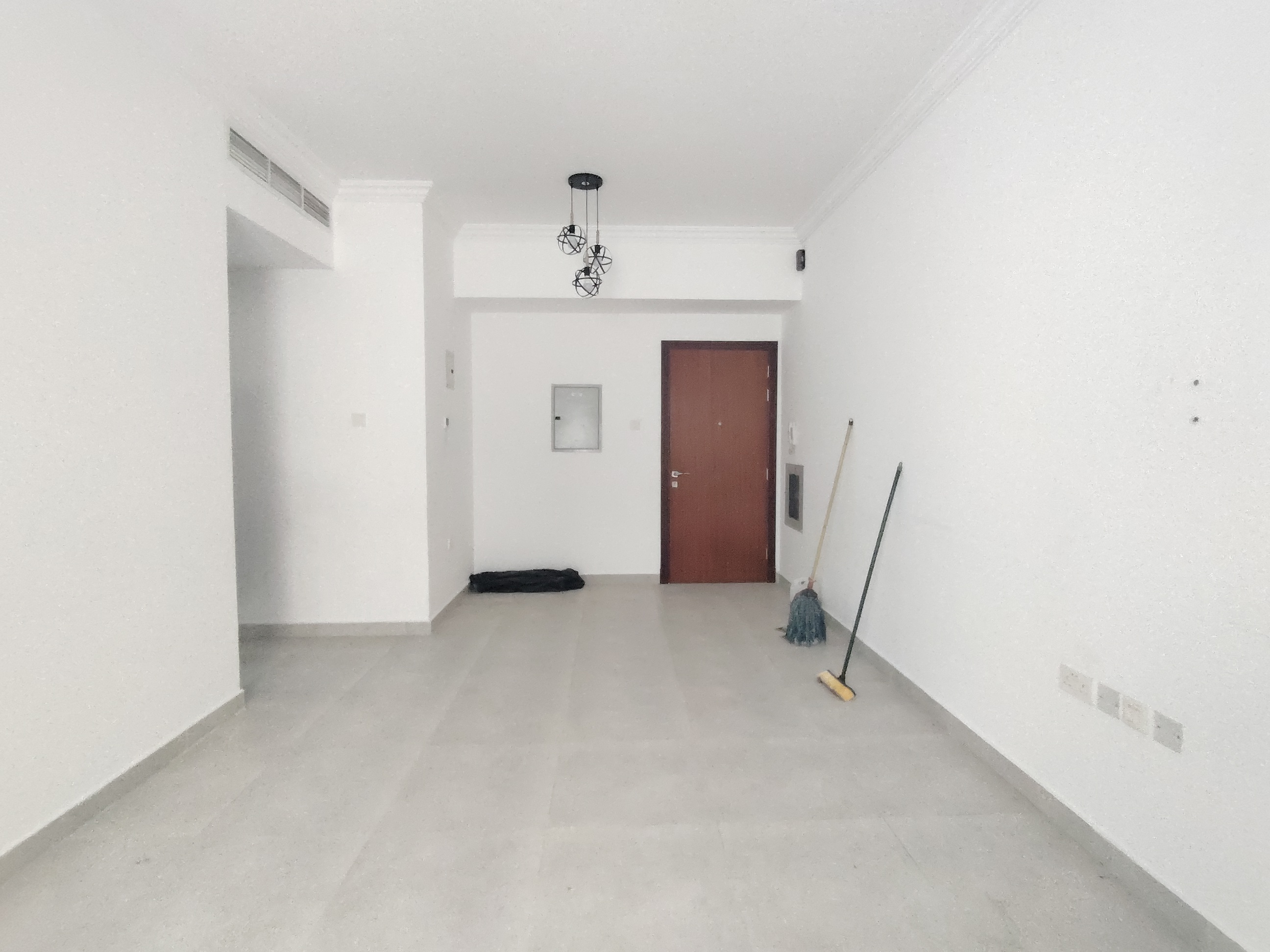 Like brand new building in Al jada out 1bhk 2wachroom 1mastr bad room