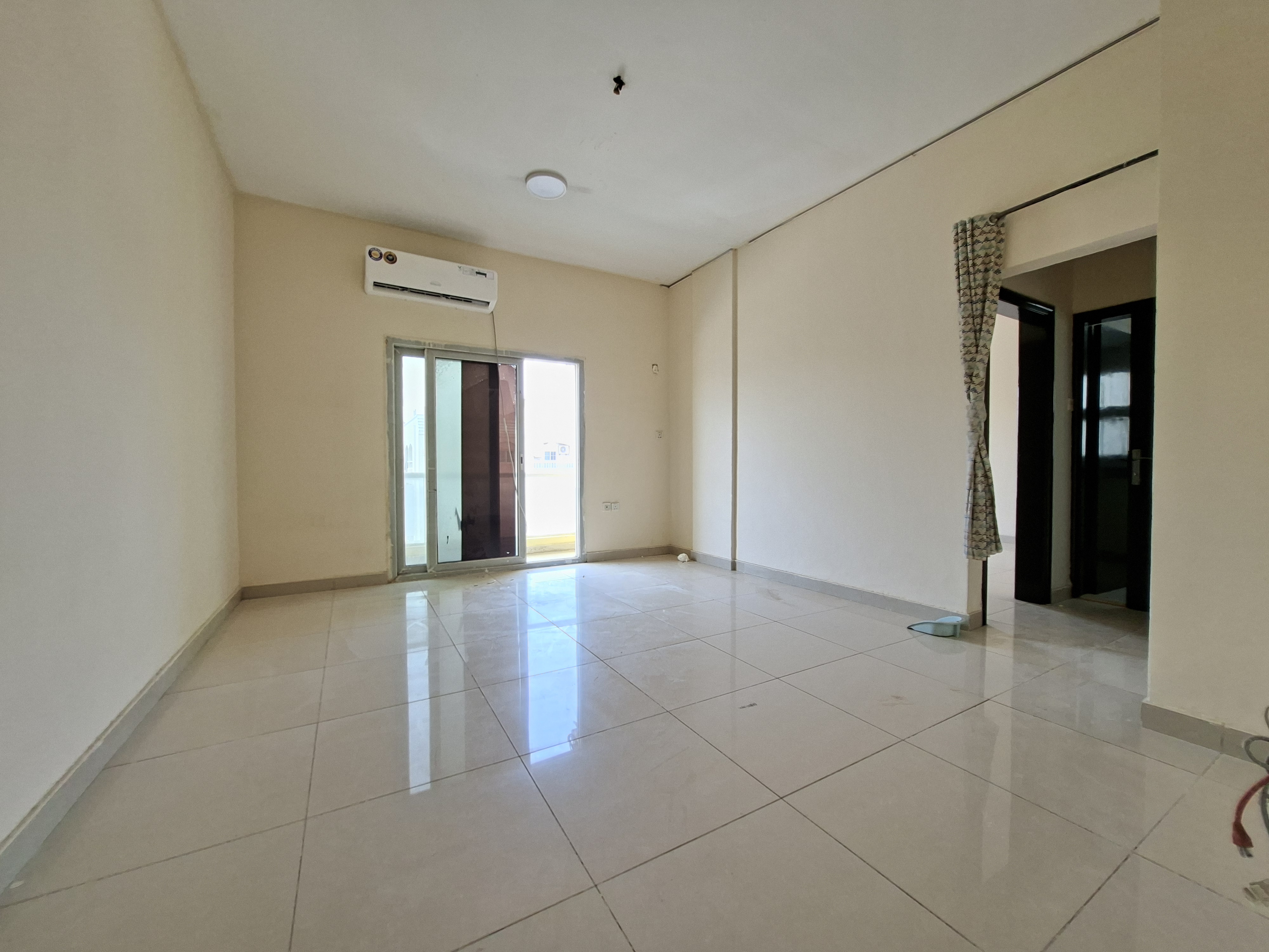Like Brand new Luxury 1. bhk APARTMENT with balcony