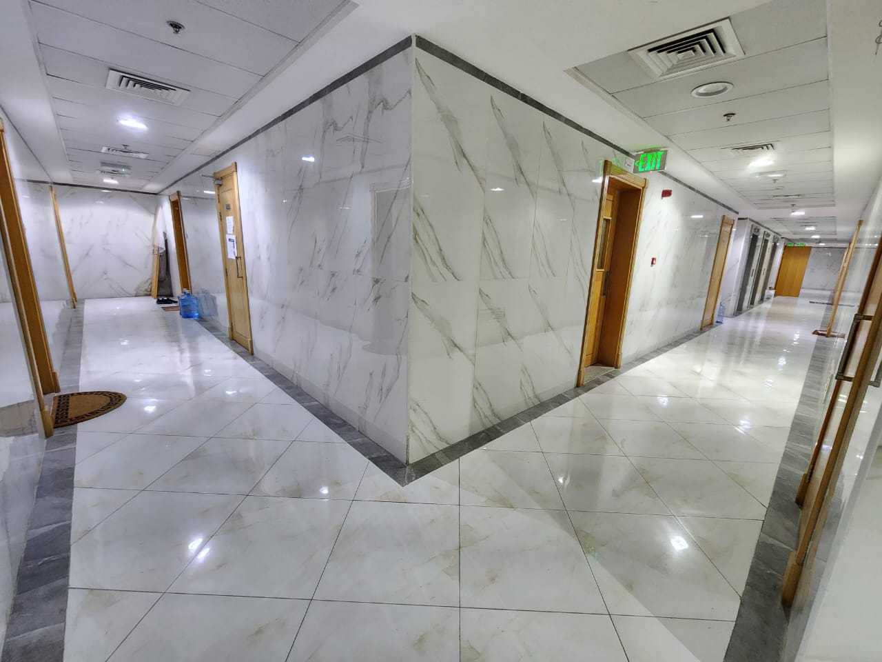 Brand new 2bhk apartment fast is shifting brand new building thrift in washroom with balk cooling ball drop jam pool. Gets plenty of cover parking. Ev