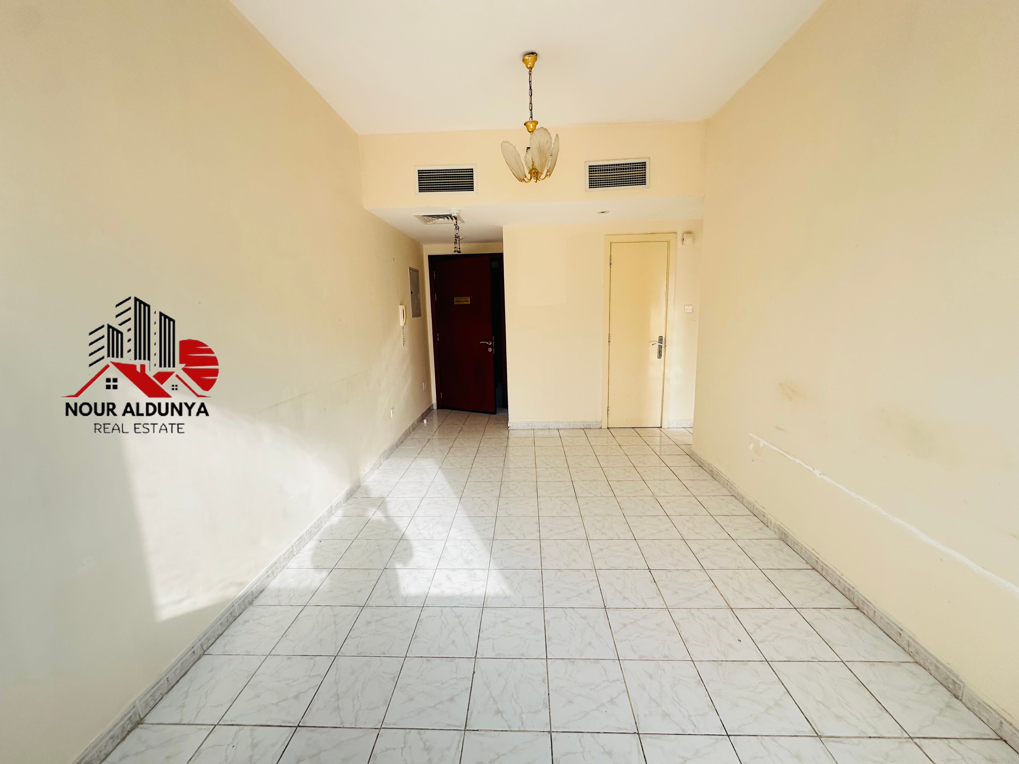 CLOSE TO Metro 1 BHk AVAILABLE WITH 2WASHROOM ONLY FOR FAMILY. !!