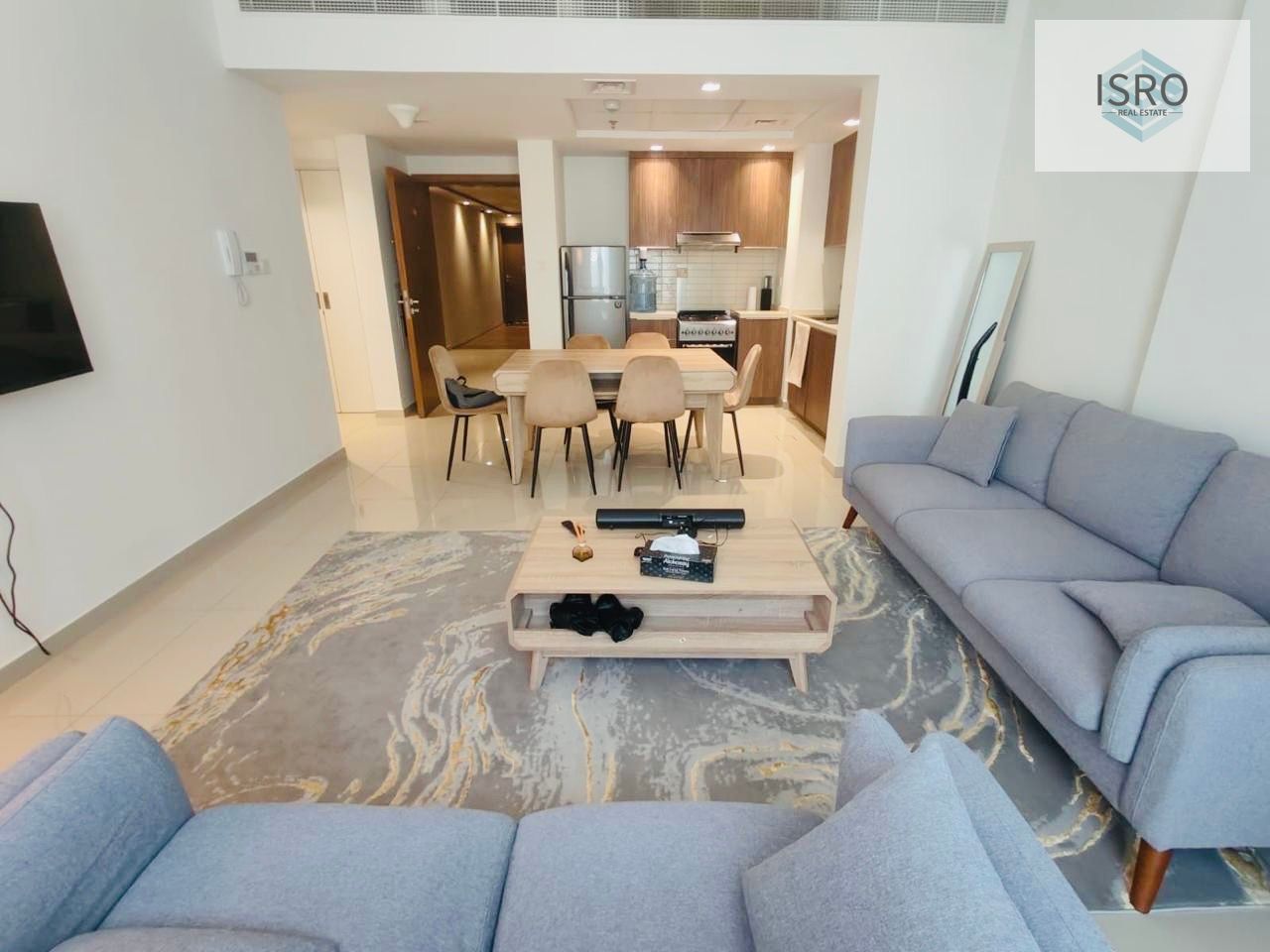 ONE BEDROOM FURNISHED READY TO MOVE WALKABLE DISTANCE TO CITY CENTER