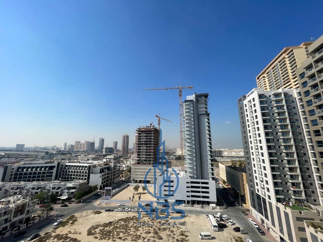 Fully Furnished | Convenient and Luxury | Vacant