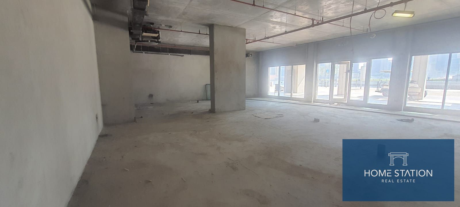 READY TO MOVE SHOP UNIQUE LOCATION