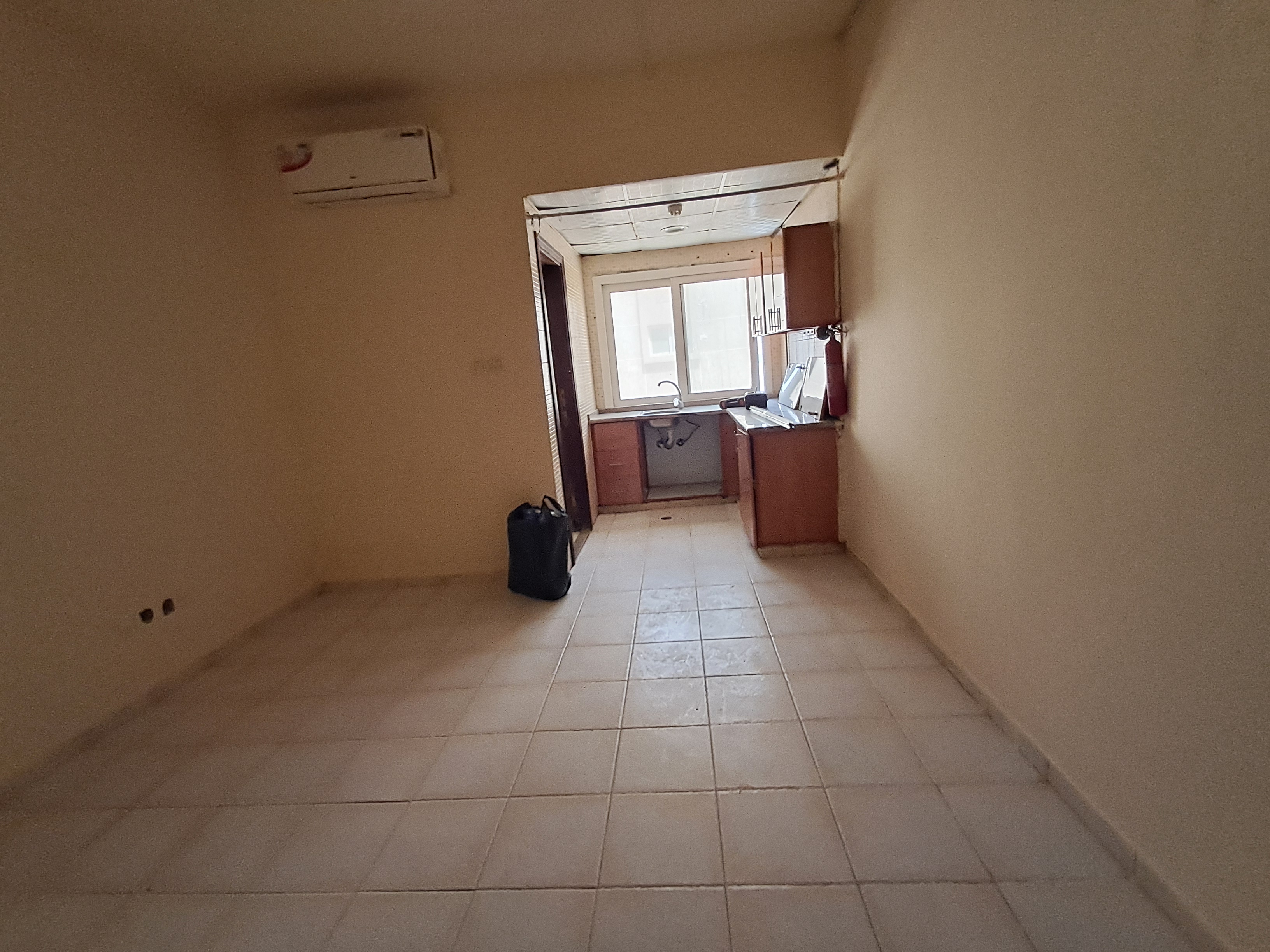 Wow Luxerious studio only 16998 in the muwaileh Sharjah