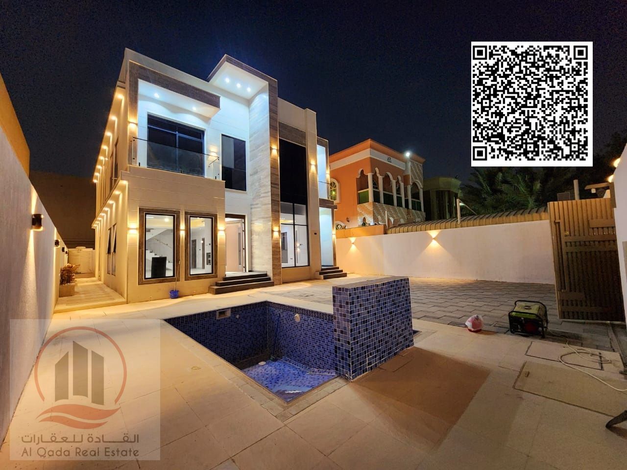 Villa for sale in Ajman, Al Rawda area (2), 5000 feet (swimming pool, 5 master bedrooms, majlis + 2 halls, equipped kitchen + maid’s room)