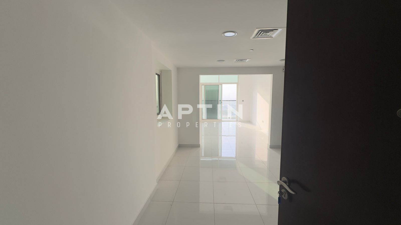 SPACIOUS 2 BHK | PRIME LOCATION | MODERN LIVING