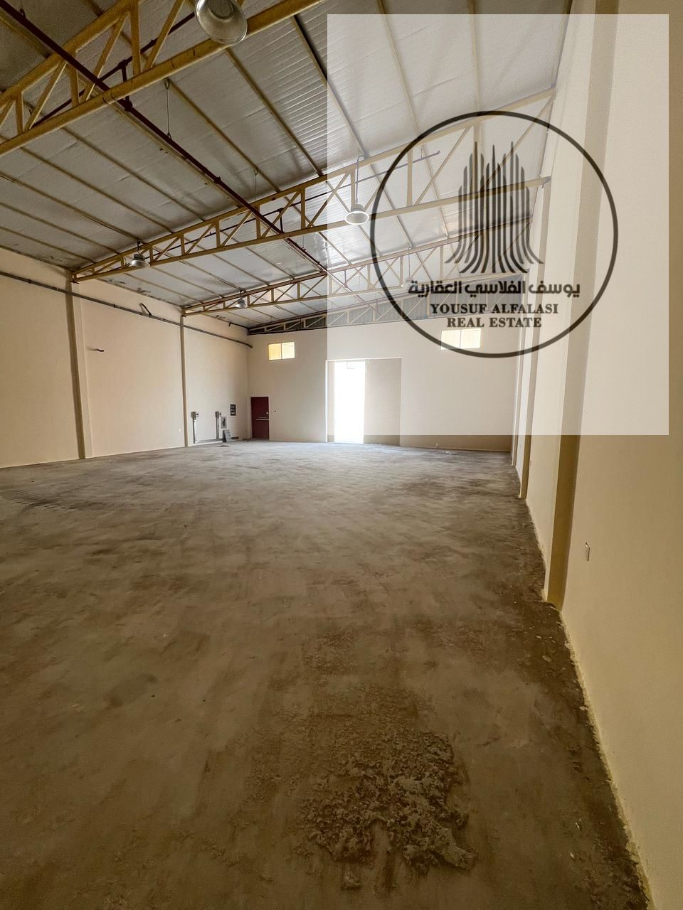 A unique opportunity for business owners - a warehouse for rent in Umm Al Quwain, 2500 square feet, 50 kilowatt electricity