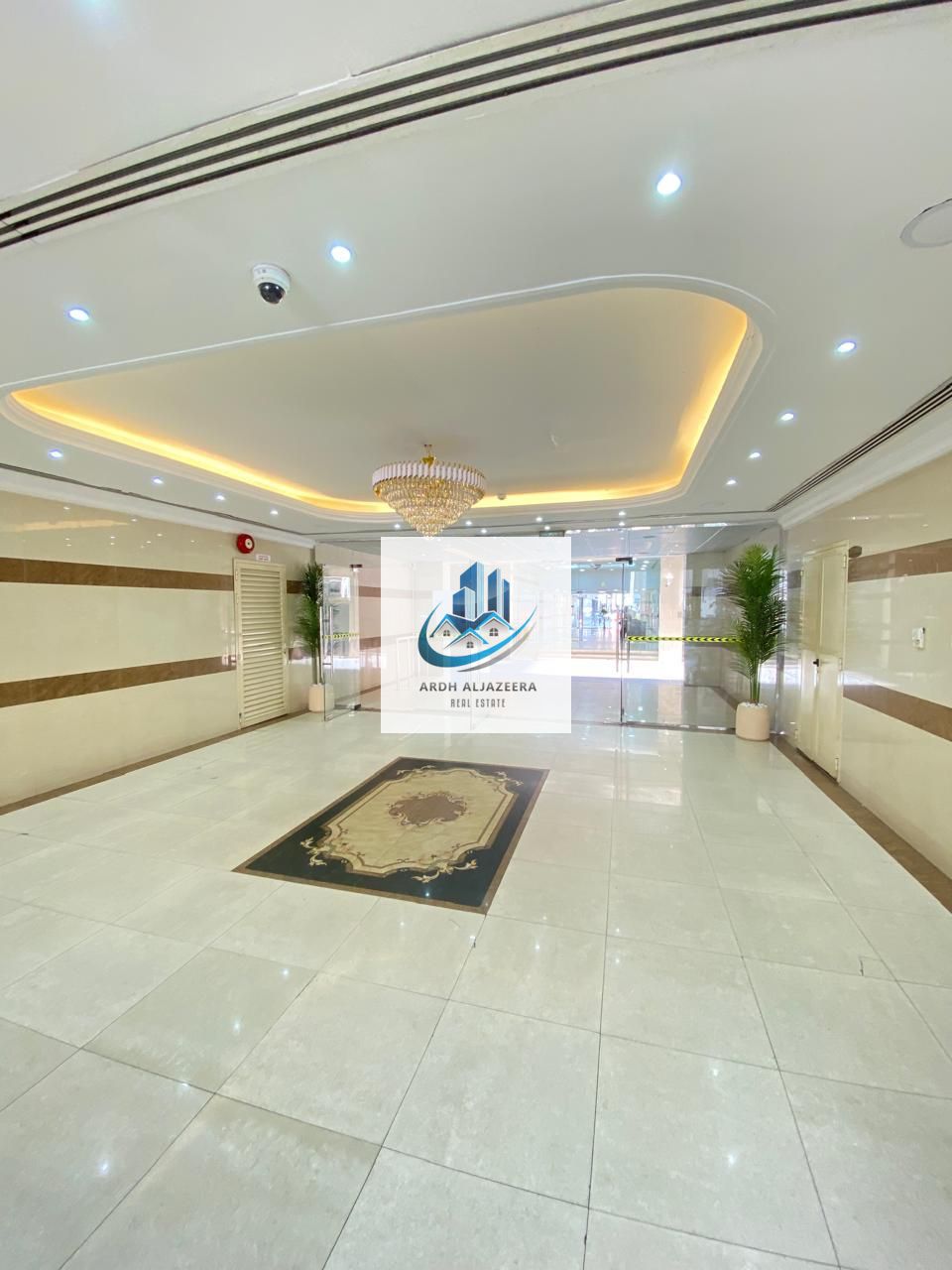 1Bhk very big size hall for family 2 washroom prime location near to sehra center only 34k